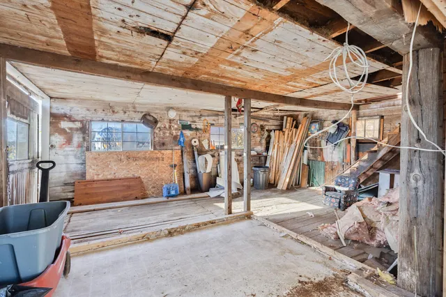 $159,900 | 21 Water Street, Clinton, ME 04927