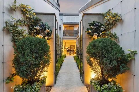 $1,395,000 | 4127 Buena Vista Street, Dallas, TX 75204