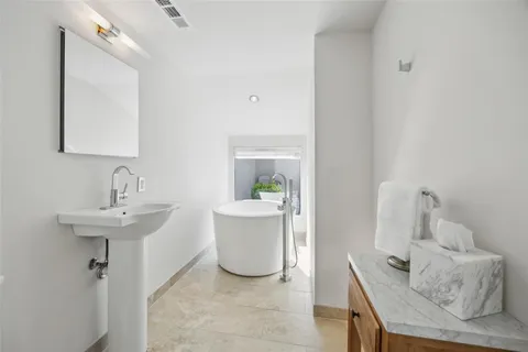 $1,395,000 | 4127 Buena Vista Street, Dallas, TX 75204