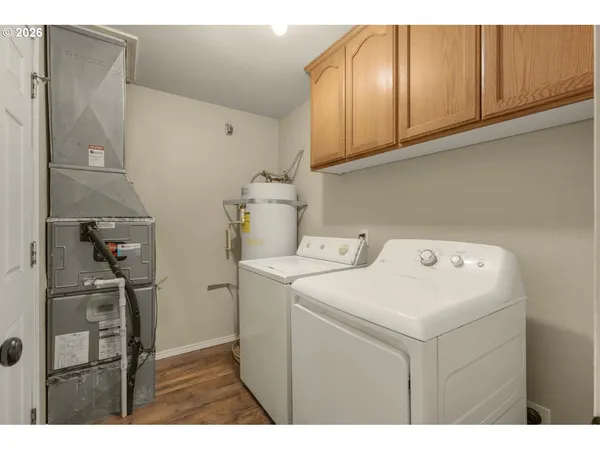 $345,000 | 1780 Grape Court, Sweet Home, OR 97386