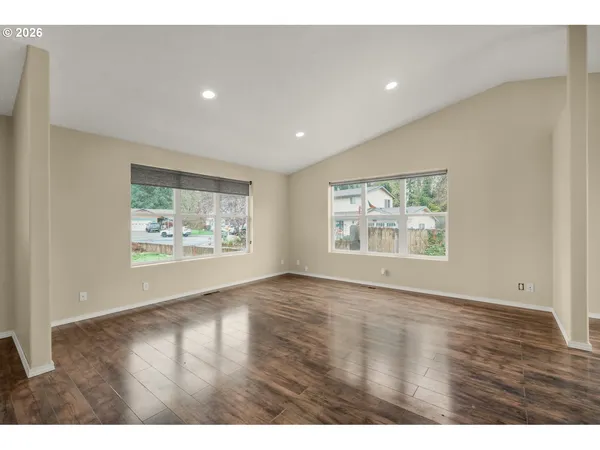 $345,000 | 1780 Grape Court, Sweet Home, OR 97386