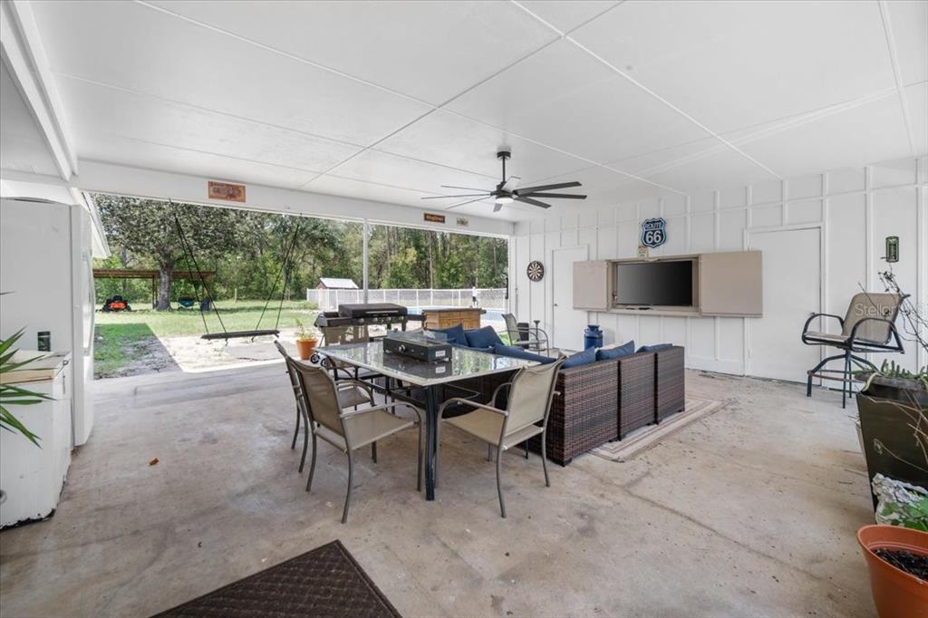 7422 County Road 231 Lake Butler, FL 32054 - Photo 40 of 57 a view of a dining room with furniture window and outside view