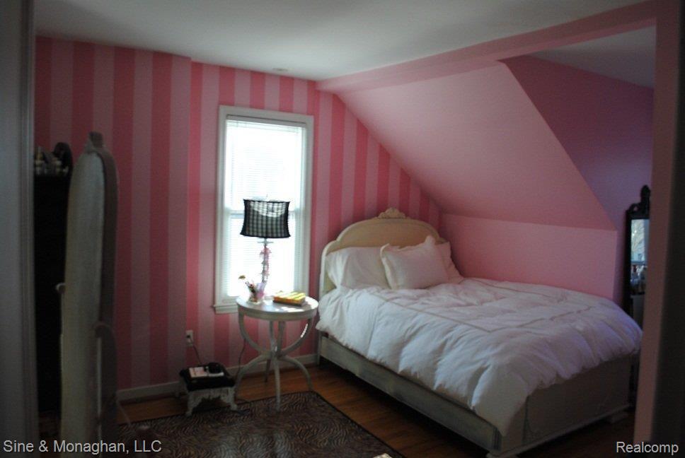 600 Rivard Boulevard Grosse Pointe, MI 48230 - Photo 17 of 19 023
