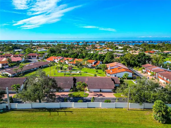 $330,000 | 707 Sorrento Inlet, Unit 707, Nokomis, FL 34275