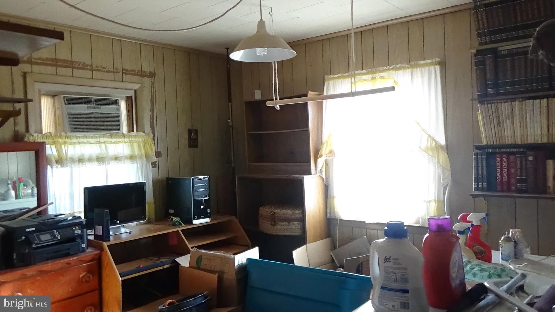 572 Bridgeport Road Landisburg, PA 17040 - Photo 5 of 11