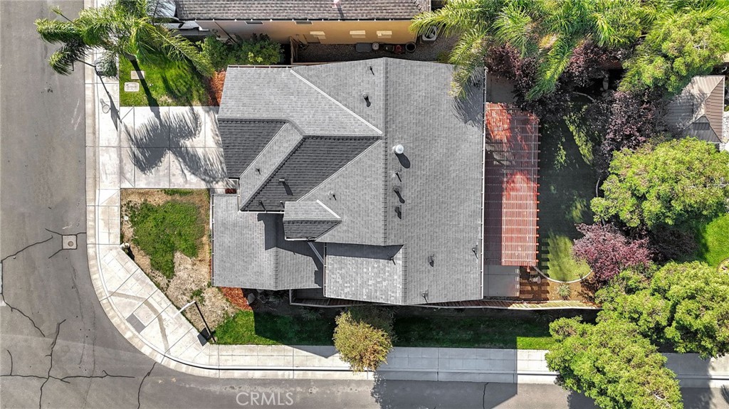 692 Blueberry Lane Madera, CA 93638 - Photo 42 of 44 an aerial view of a house with a garden