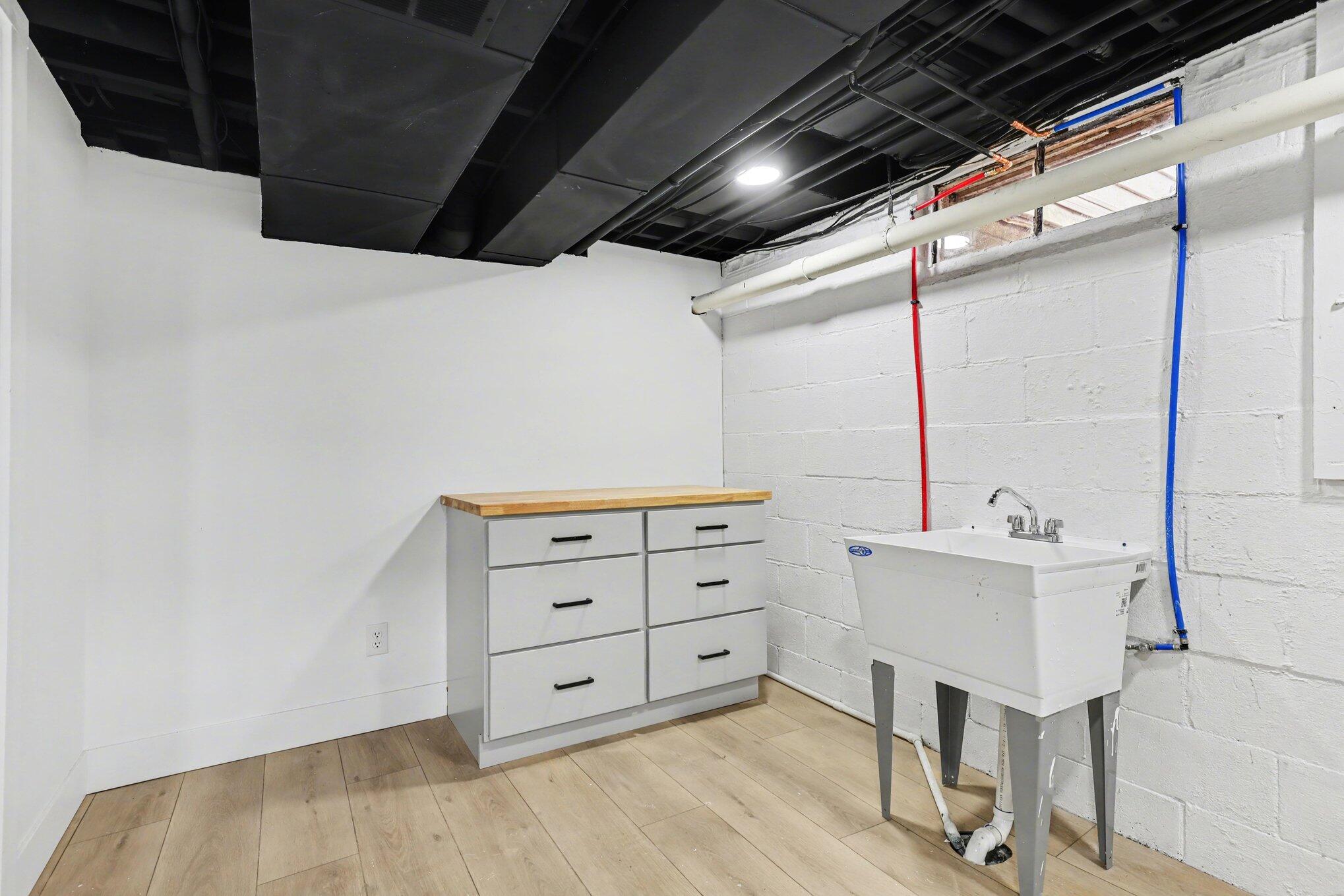 6672 Cascade Road Southeast Grand Rapids, MI 49546 - Photo 24 of 28 024_file_2260