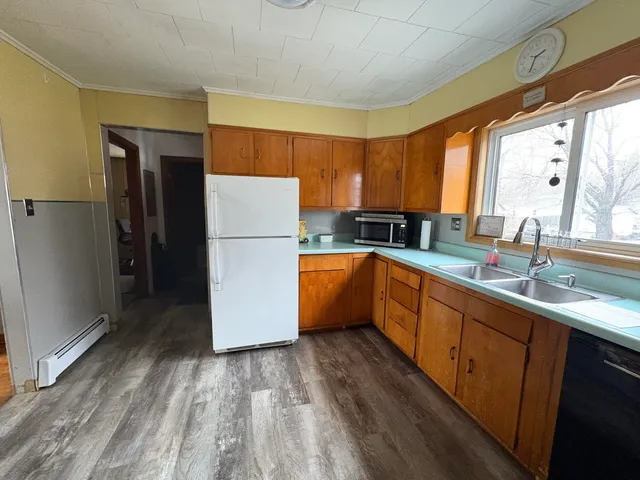 $219,000 | 2 Western Avenue, East Millinocket, ME 04430