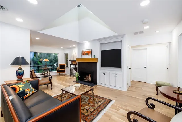 $750,000 | 91 Birch Hills Drive, Irondequoit, NY 14622