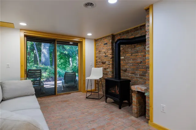 $750,000 | 91 Birch Hills Drive, Irondequoit, NY 14622