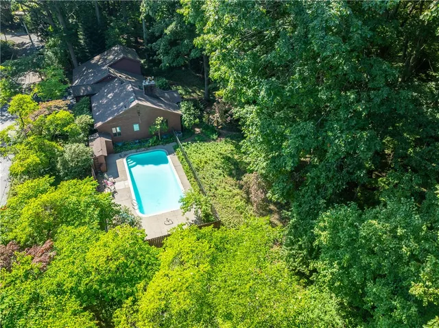 $750,000 | 91 Birch Hills Drive, Irondequoit, NY 14622