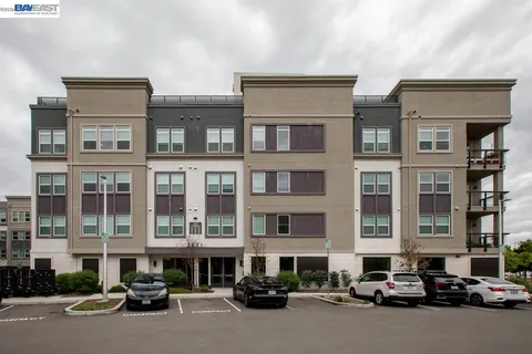 $849,000 | 2885 Tradewind Drive, Alameda, CA 94501