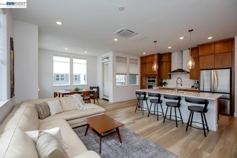 $849,000 | 2885 Tradewind Drive, Alameda, CA 94501