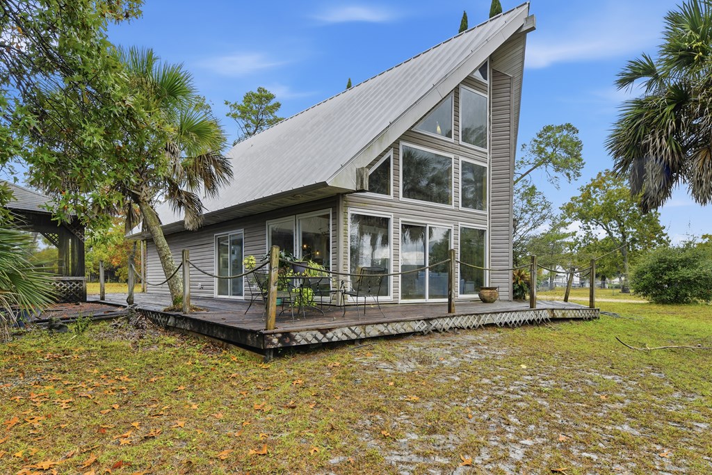 174 River Road Carrabelle, FL 32322 - Photo 3 of 45