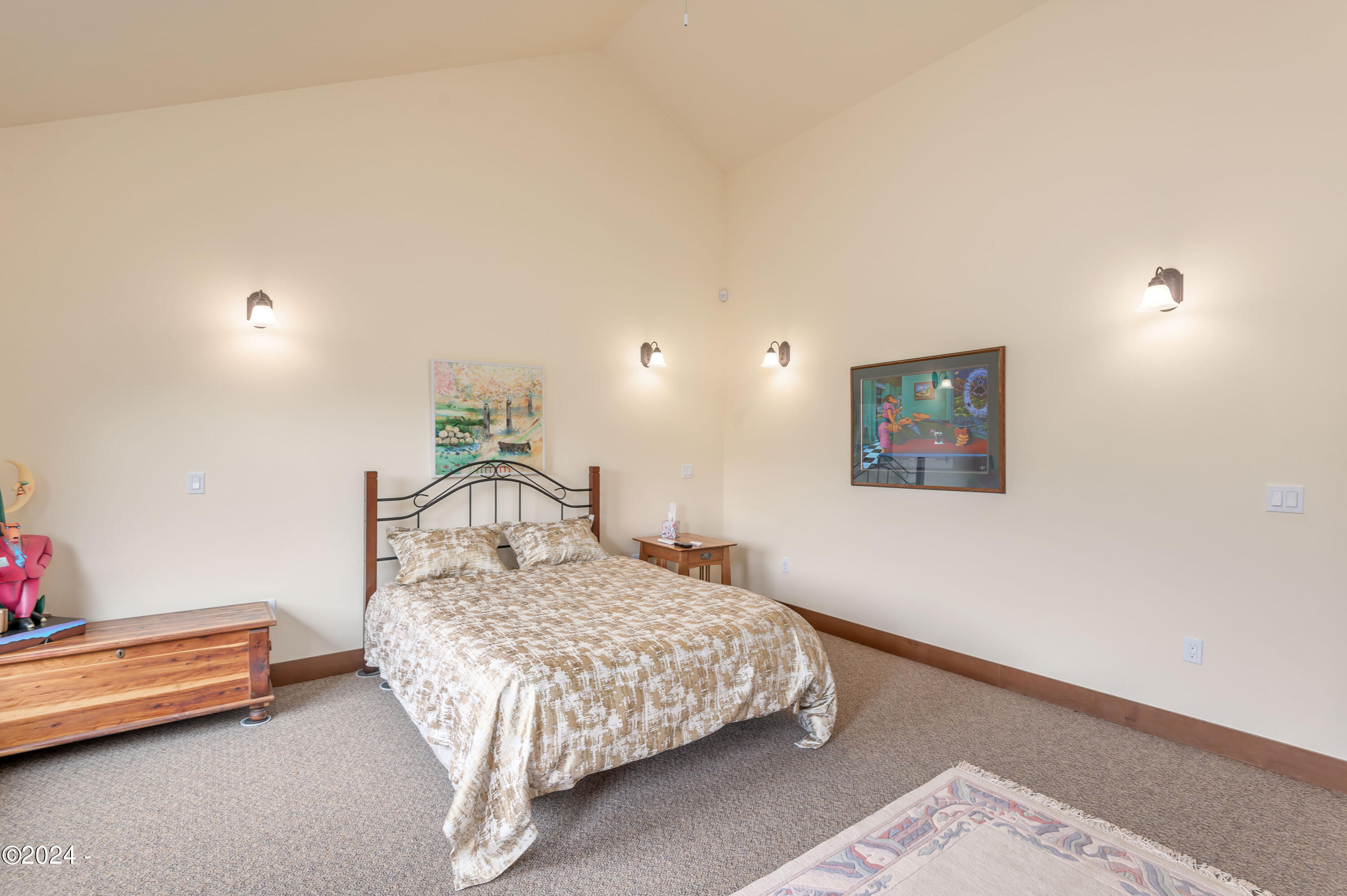 540 Big Rock Creek Road Blodgett, OR 97326 - Photo 19 of 54 Master Suite 3
