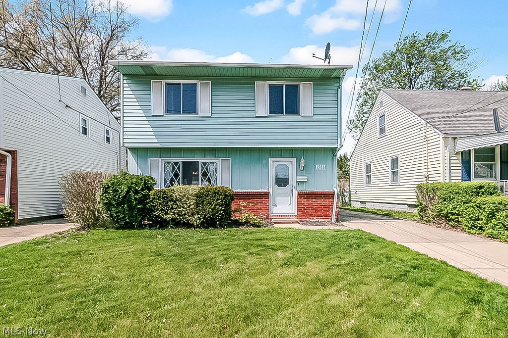 1588 Mapledale Road Wickliffe, OH 44092 - Photo 1 of 26