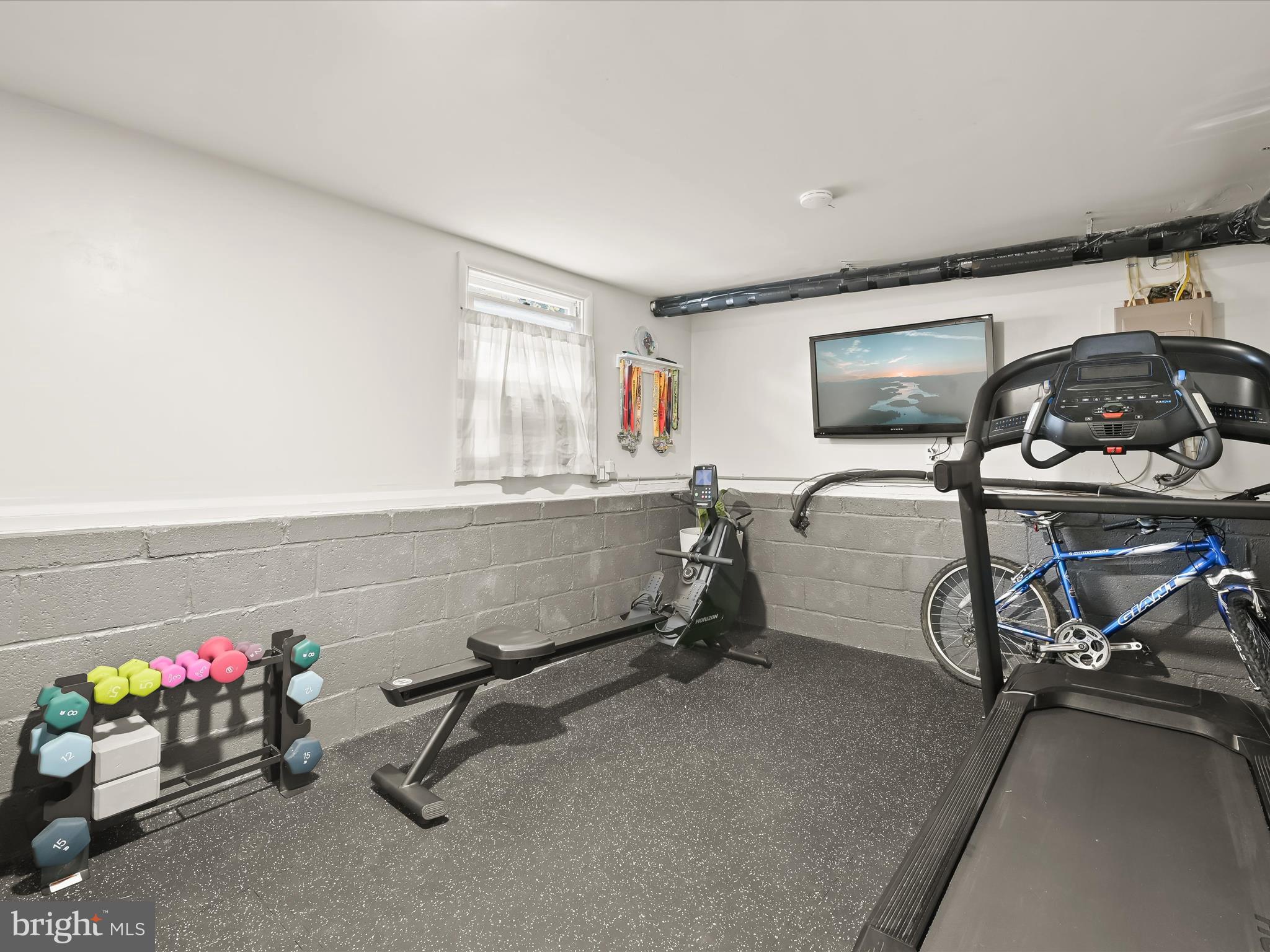 1910 Rollingwood Road Catonsville, MD 21228 - Photo 31 of 40 a room with gym equipment