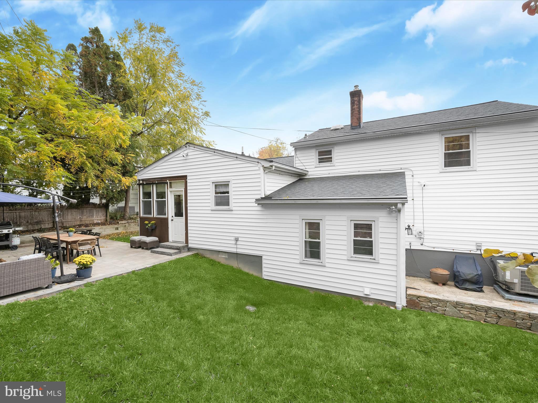 1910 Rollingwood Road Catonsville, MD 21228 - Photo 32 of 40 a view of a backyard with sitting area