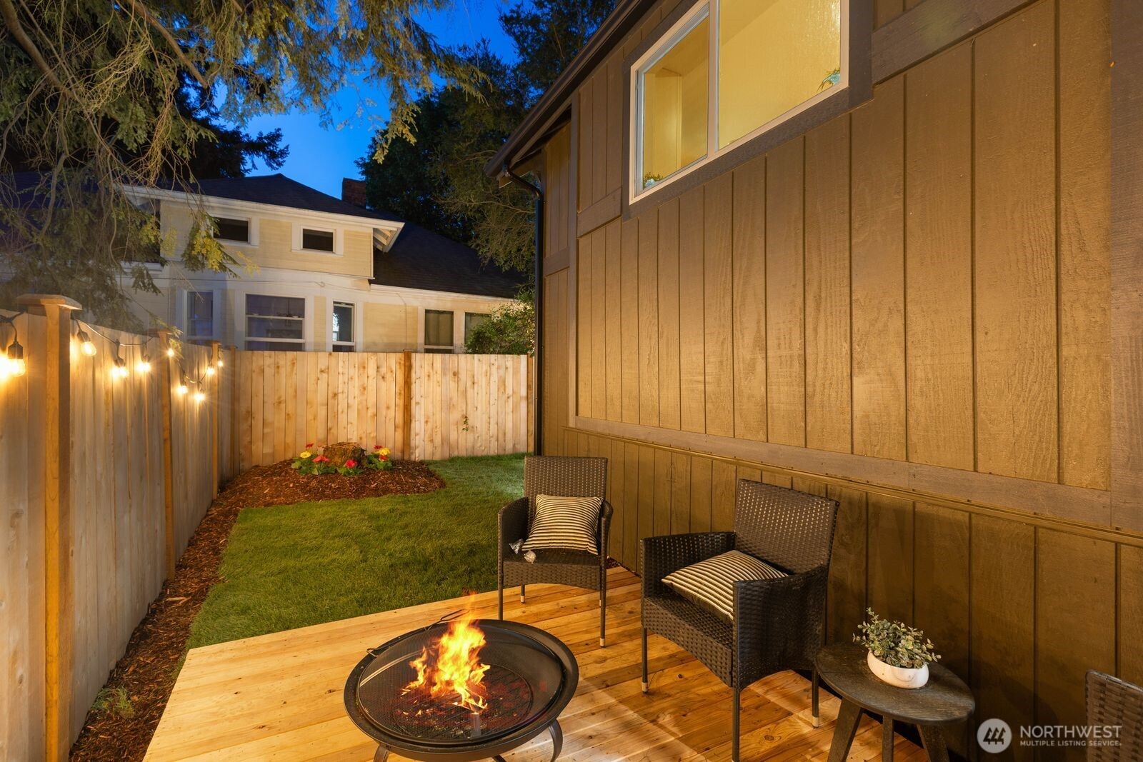512 Northwest 44th Street Seattle, WA 98107 - Photo 27 of 37 a house view with a backyard space