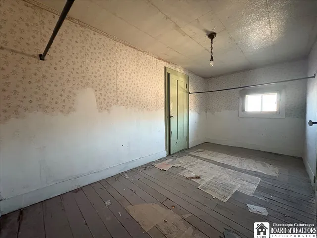 $59,900 | 13 West Greenwood, Andover, NY 14806