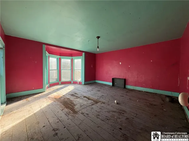 $59,900 | 13 West Greenwood, Andover, NY 14806