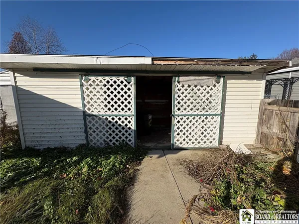 $59,900 | 13 West Greenwood, Andover, NY 14806