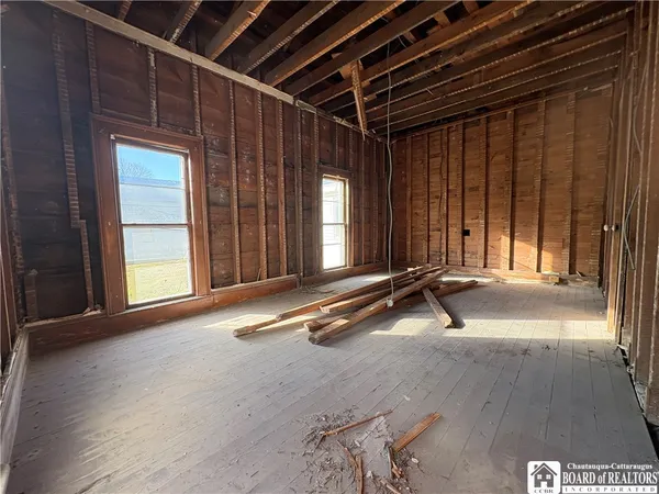 $59,900 | 13 West Greenwood, Andover, NY 14806