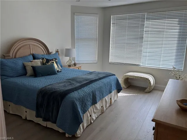 $15,000 | 435 Dockside Drive, Unit B602, Naples, FL 34110