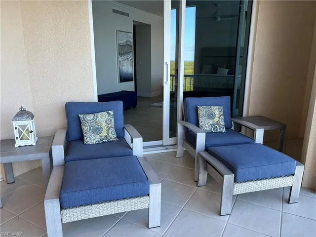 $15,000 | 435 Dockside Drive, Unit B602, Naples, FL 34110