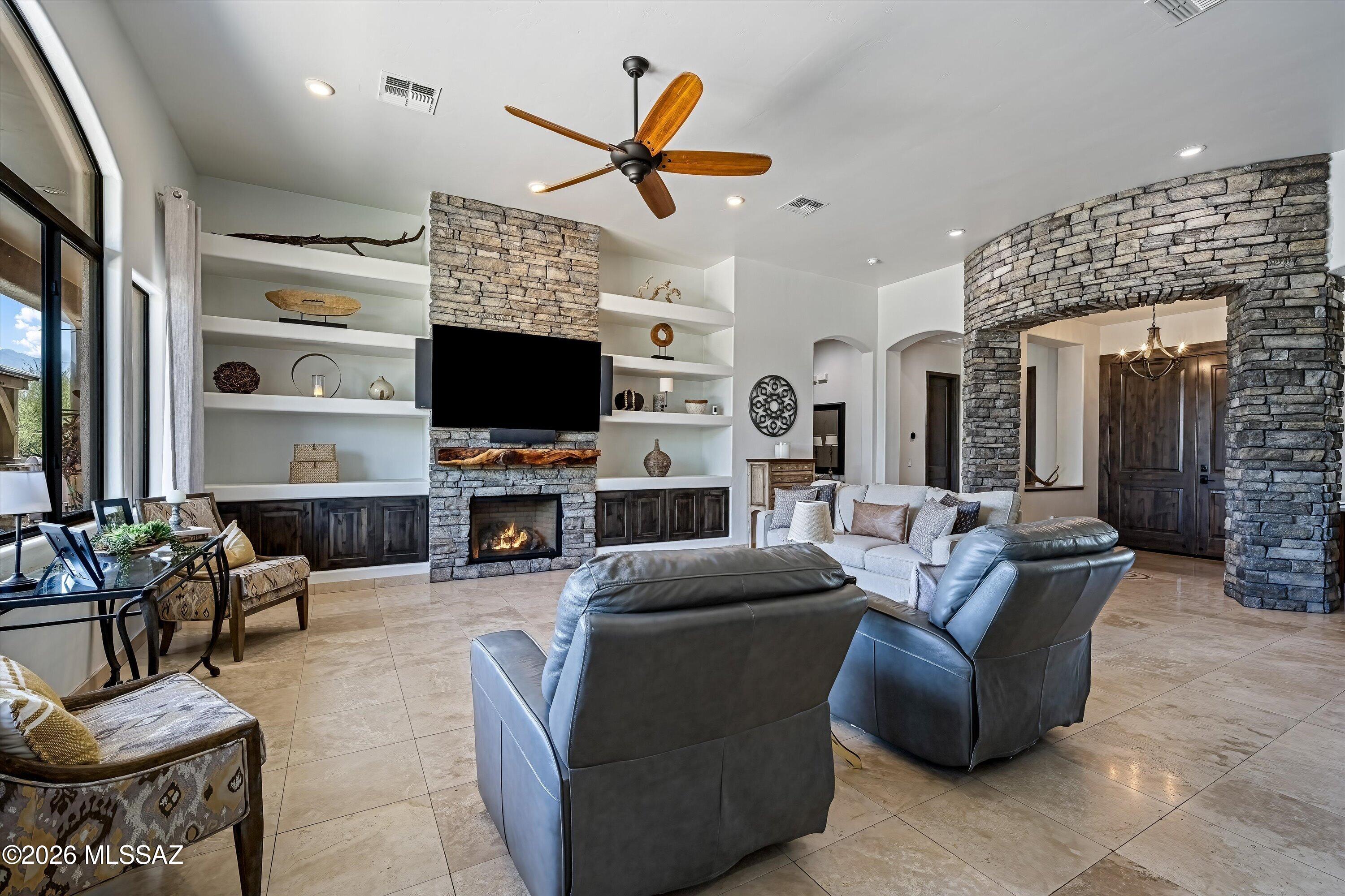 15236 East Two Bar Z Ranch Place Vail, AZ 85641 - Photo 8 of 49 Great Room