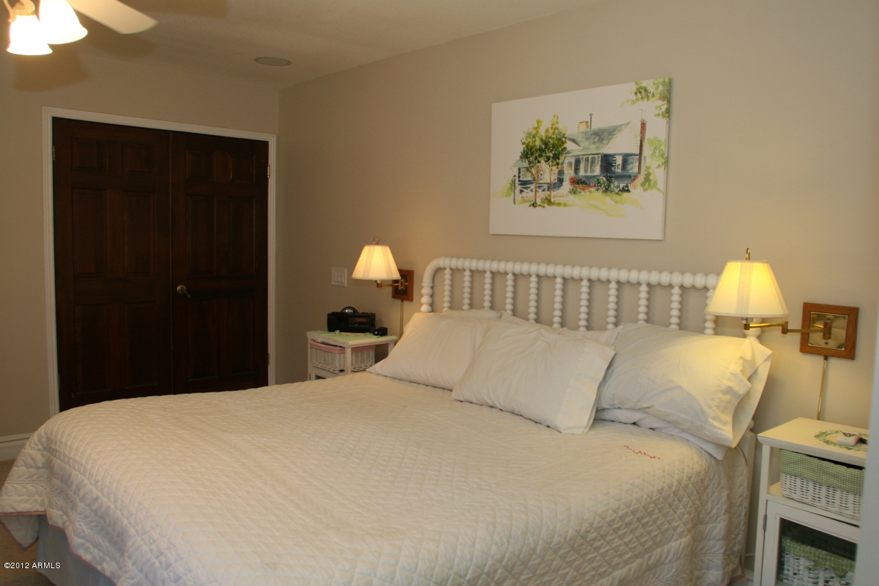 719 North Riata Street Gilbert, AZ 85234 - Photo 7 of 16 Master Bedroom