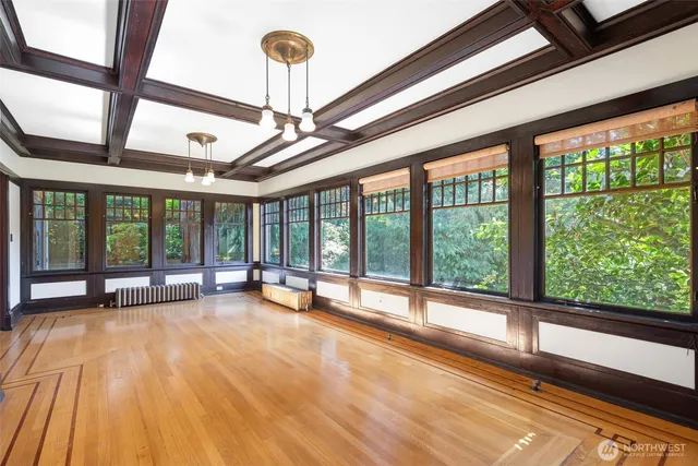 $2,695,000 | 1220 10th Avenue East, Seattle, WA 98102