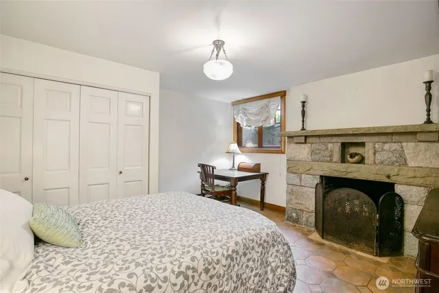 $2,695,000 | 1220 10th Avenue East, Seattle, WA 98102