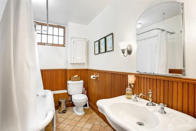 $2,695,000 | 1220 10th Avenue East, Seattle, WA 98102