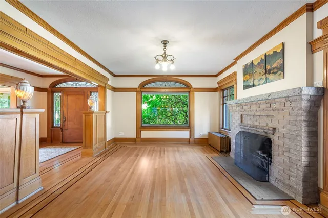 $2,695,000 | 1220 10th Avenue East, Seattle, WA 98102