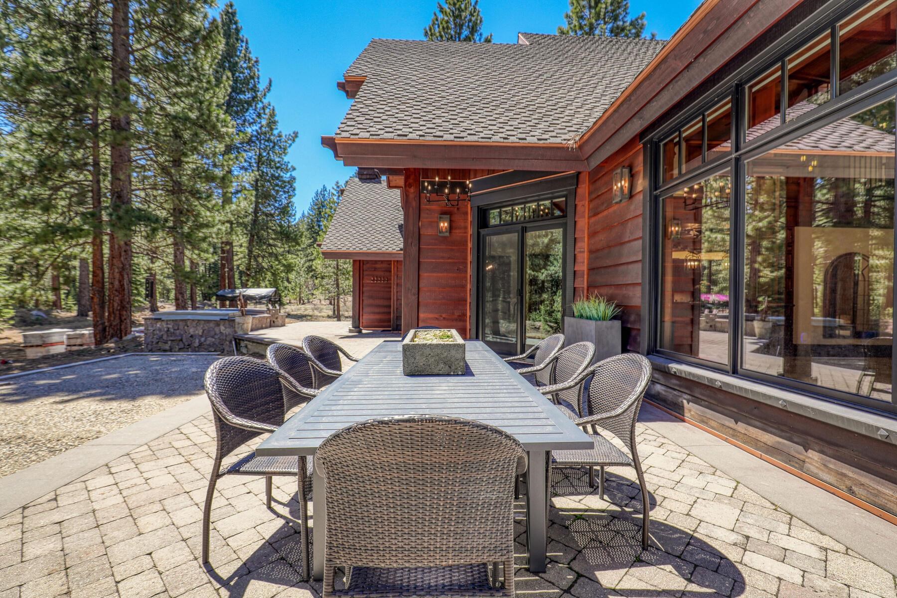 12541 Granite Drive Truckee, CA 96161 - Photo 18 of 20 a view of outdoor sitting area with furniture and tub