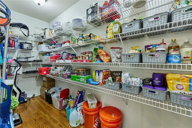 $585,000 | 707 Tomahawk Court, Smithville, MO 64089