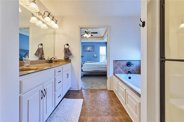 $585,000 | 707 Tomahawk Court, Smithville, MO 64089