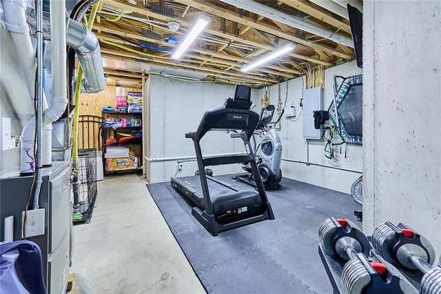 $585,000 | 707 Tomahawk Court, Smithville, MO 64089