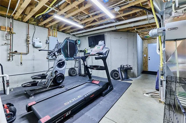 $585,000 | 707 Tomahawk Court, Smithville, MO 64089