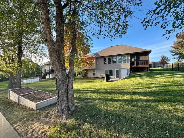 $585,000 | 707 Tomahawk Court, Smithville, MO 64089