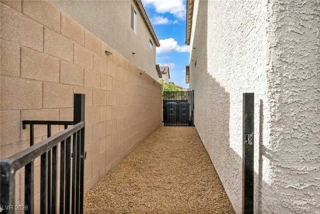 $575,000 | 9947 Fletcher Peak Avenue, Las Vegas, NV 89178