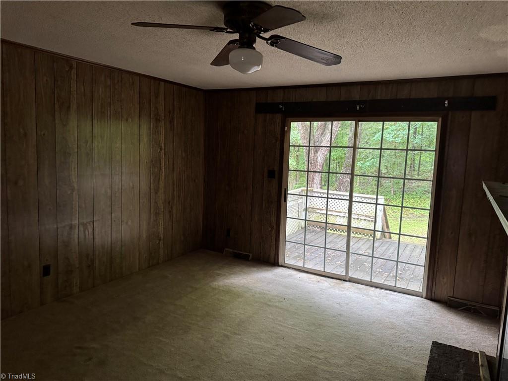 204 Hamilton Road Lexington, NC 27295 - Photo 3 of 10