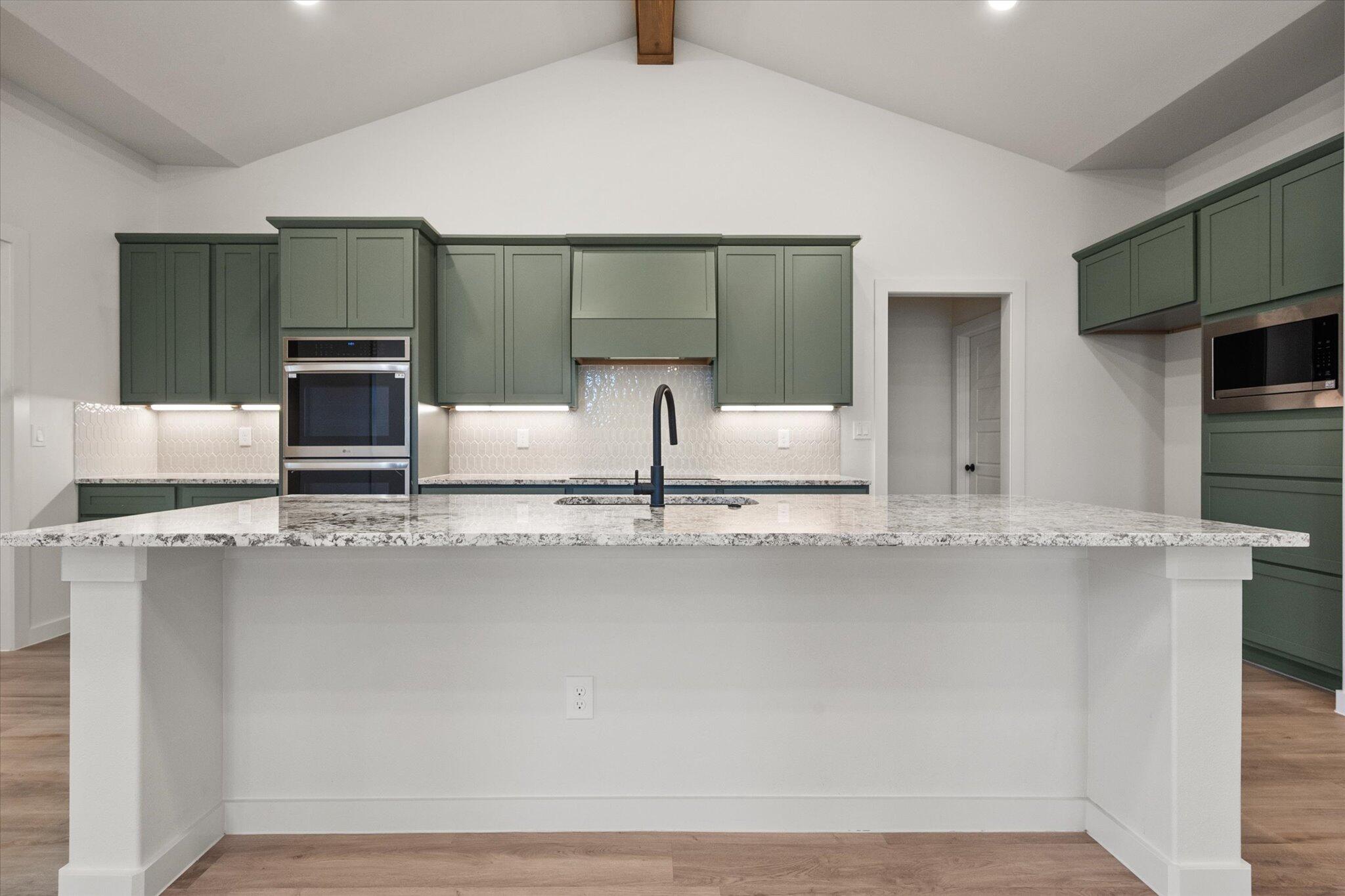 7013 16th Street Lubbock, TX 79416 - Photo 8 of 33 12-7013 16th st6153