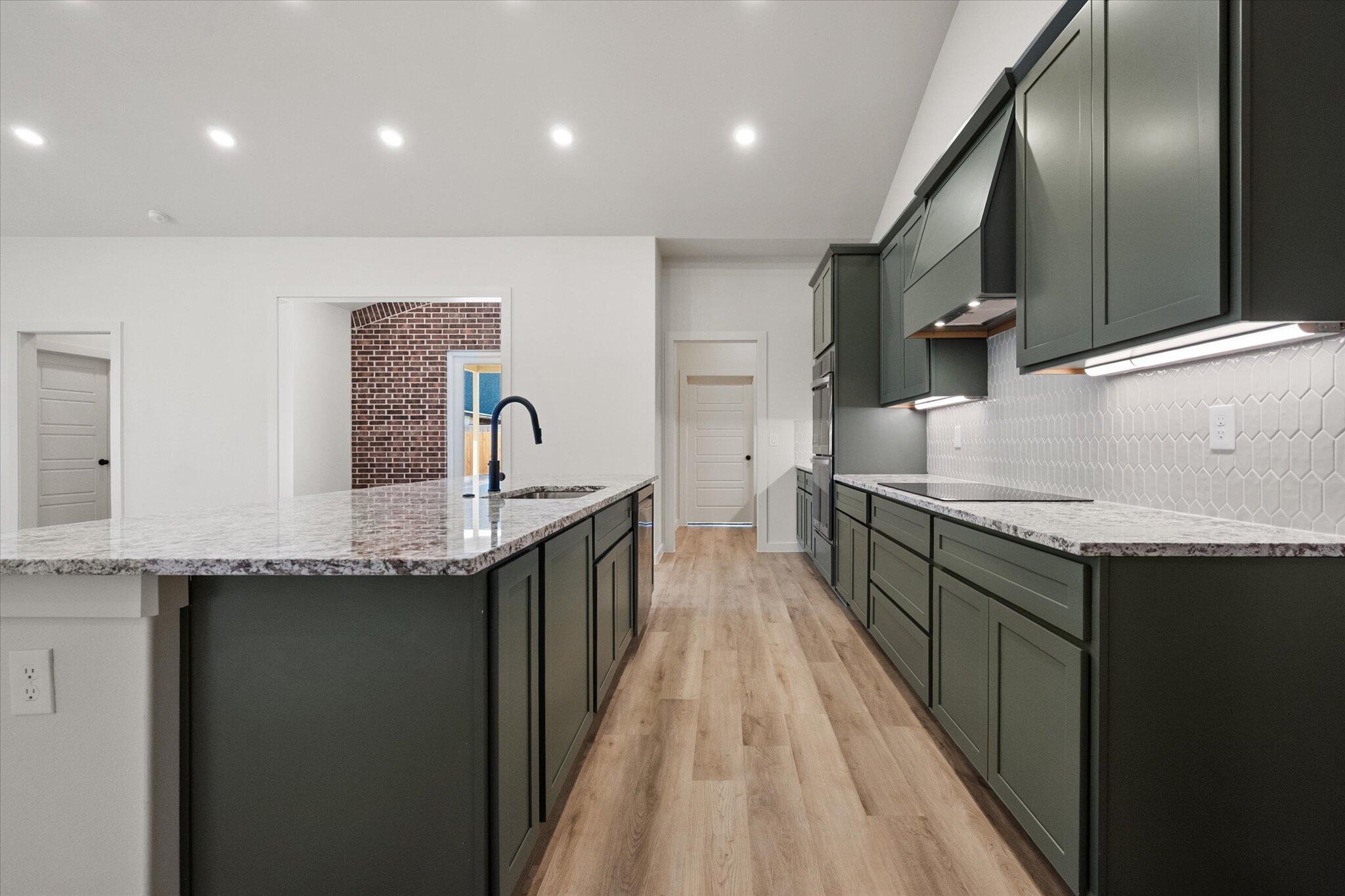 7013 16th Street Lubbock, TX 79416 - Photo 10 of 33 17-7013 16th st6183