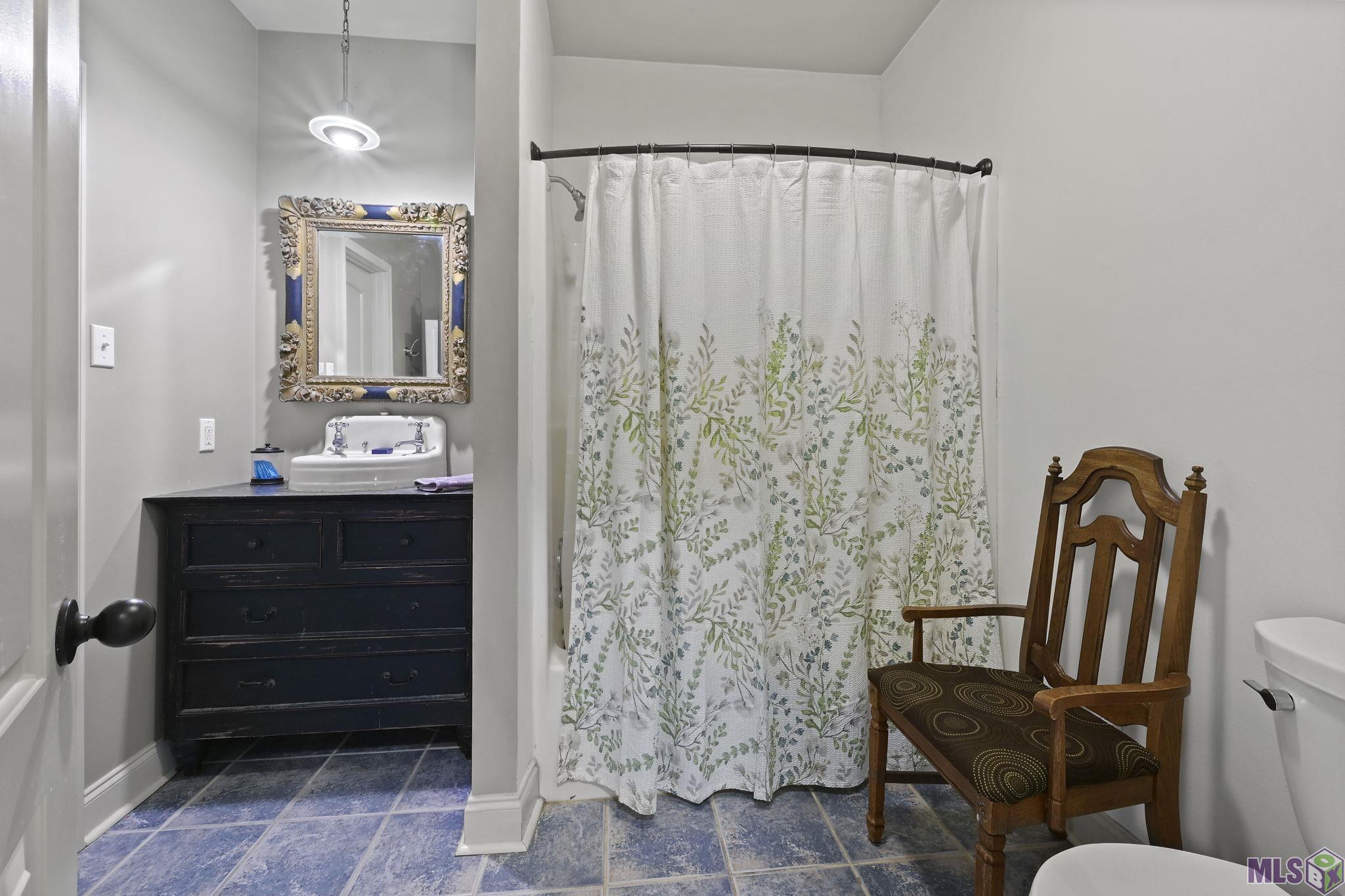 3231 Woodland Ridge Boulevard Baton Rouge, LA 70816 - Photo 14 of 19