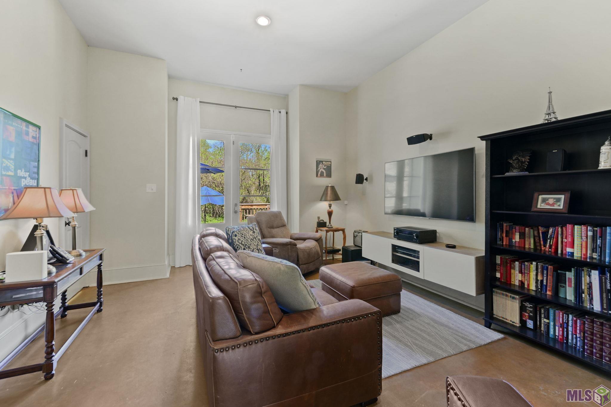 3231 Woodland Ridge Boulevard Baton Rouge, LA 70816 - Photo 10 of 19