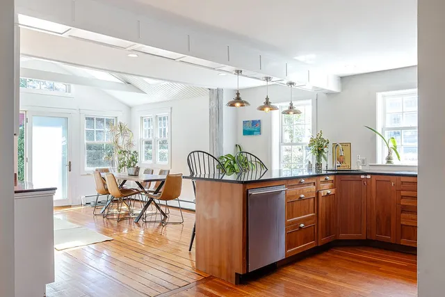 $1,195,000 | 3 Vicksburg Place, Newport, RI 02840