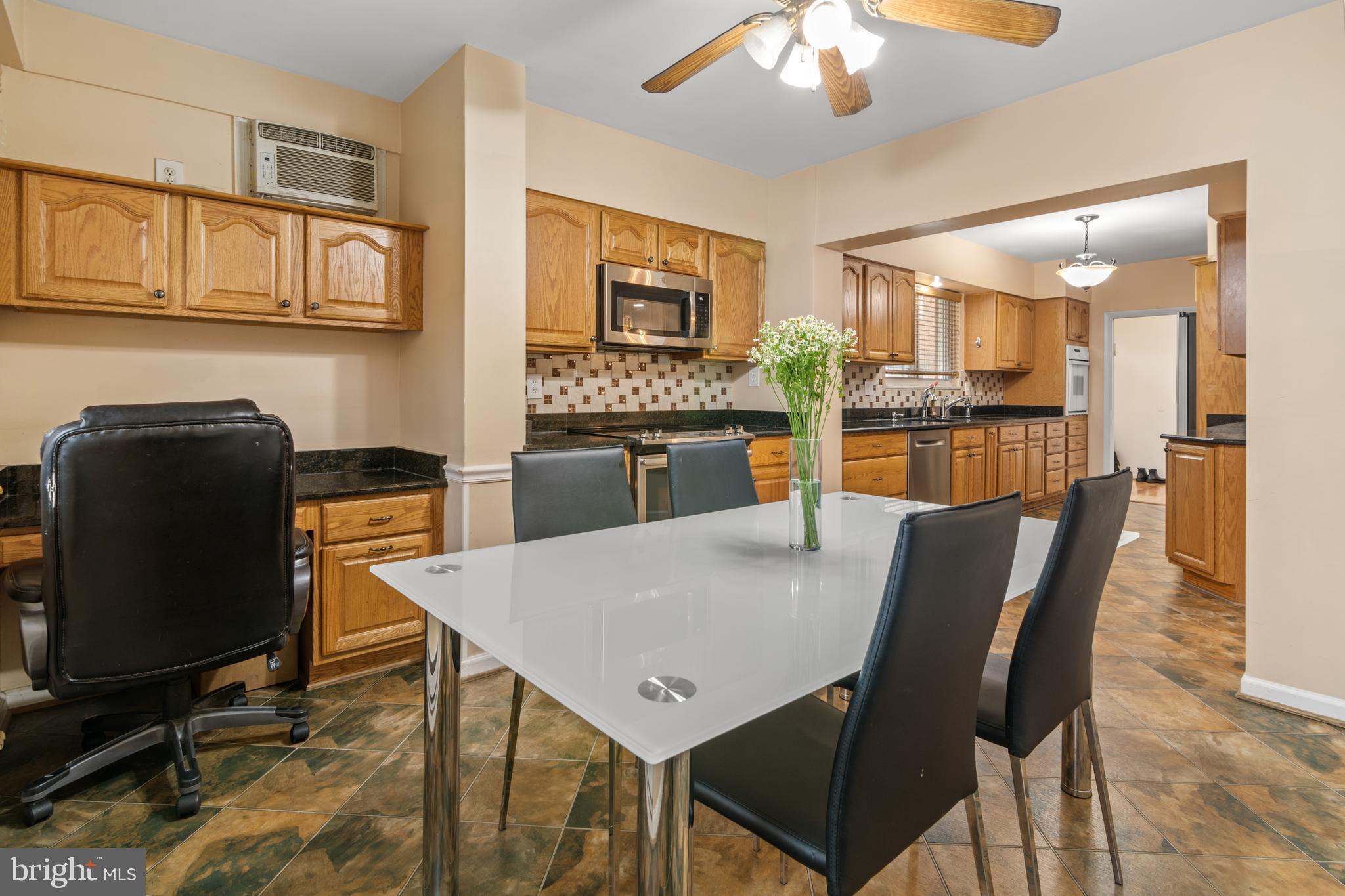3209 Taney Road Baltimore, MD 21215 - Photo 9 of 31