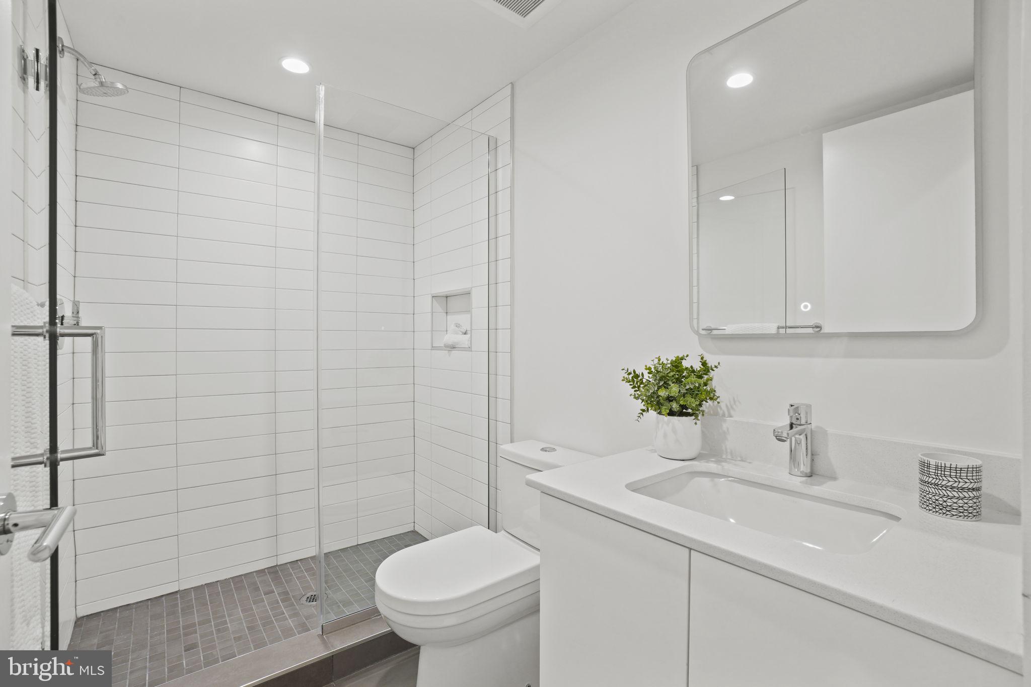 1014 Park Road Northwest, Unit A Washington, DC 20010 - Photo 14 of 35 Gallery Image 14